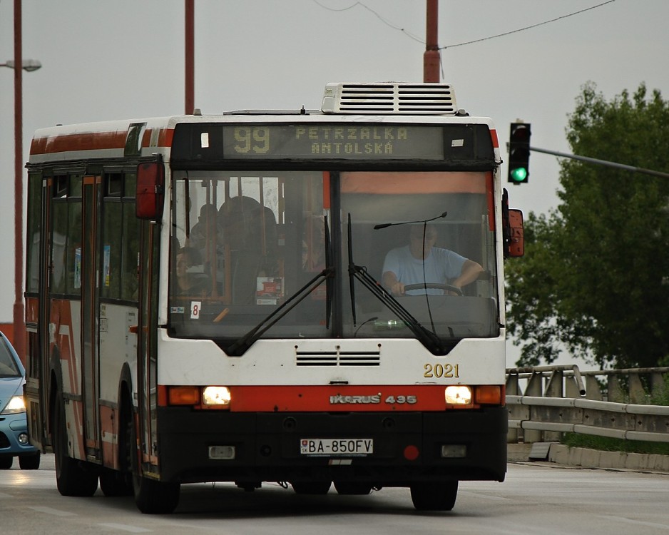 Ikarus 415 #2021