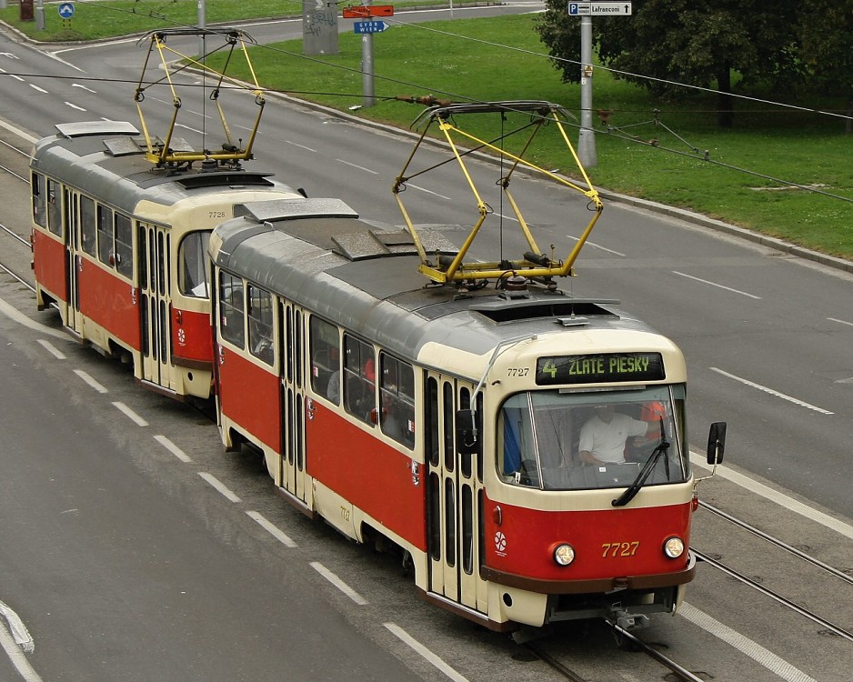 Tatra T3 #7727