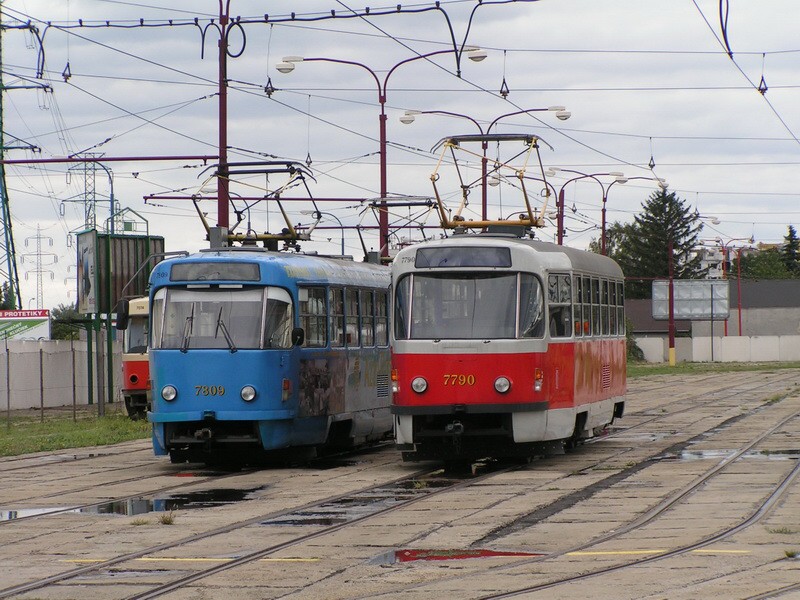 Tatra T3 #7809