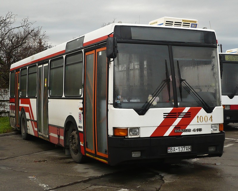 Ikarus 415 #1004