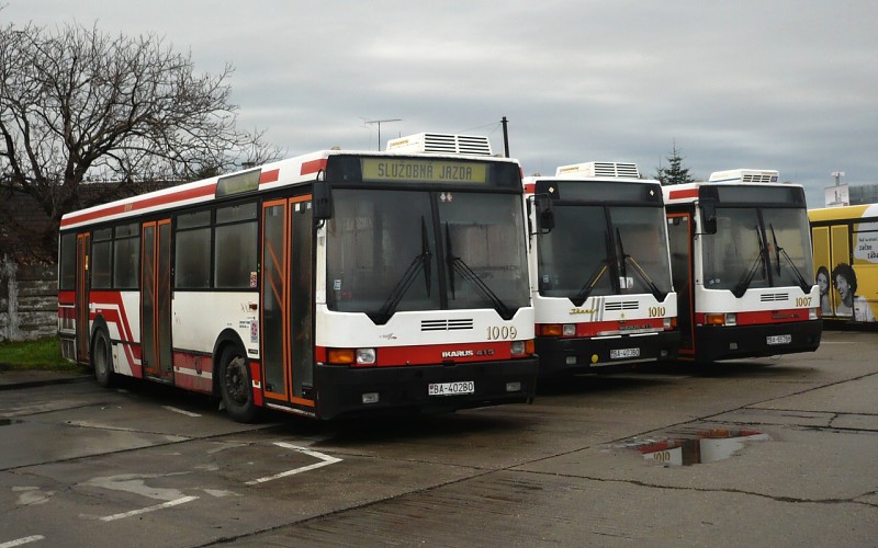 Ikarus 415 #1010