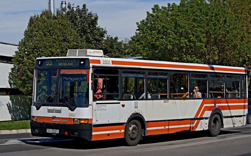 Ikarus 415 #2021