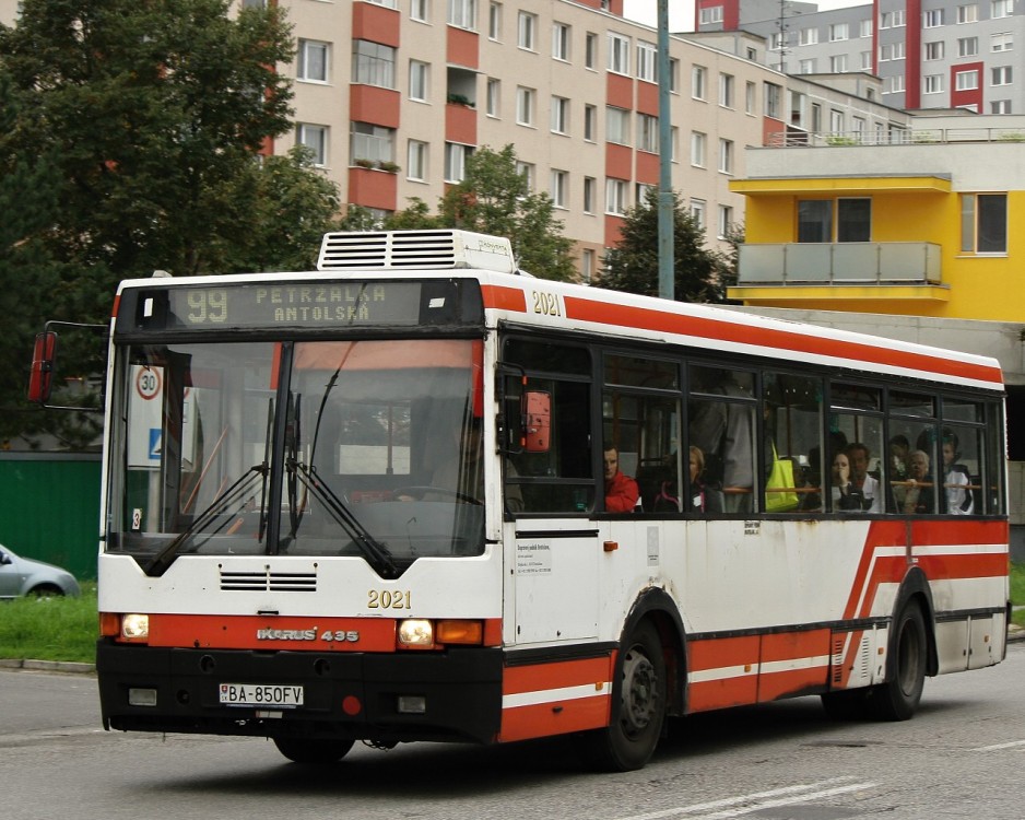 Ikarus 415 #2021