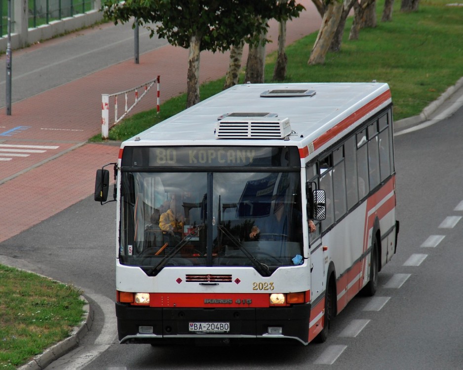 Ikarus 415 #2023