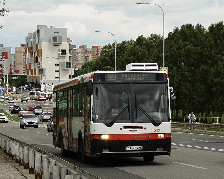 Ikarus 415 #2023