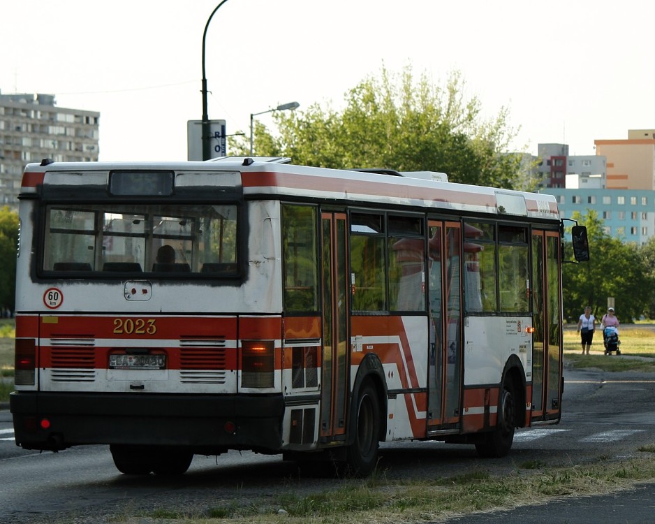 Ikarus 415 #2023