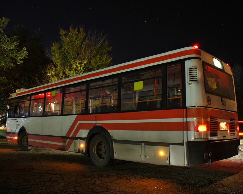 Ikarus 415 #2025