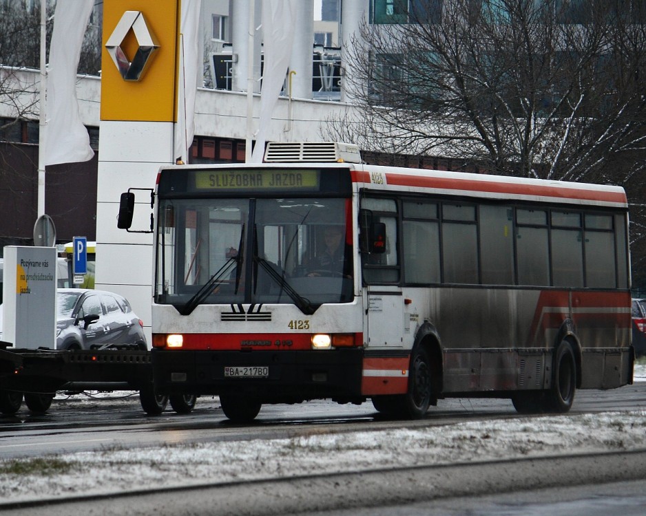 Ikarus 415 #4123