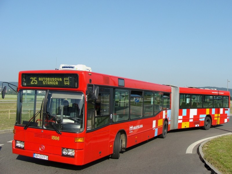 Mercedes-Benz O 405 GN2 #1506