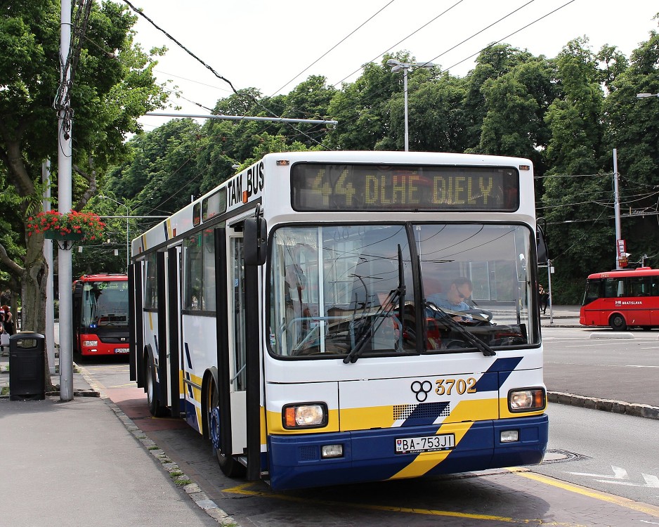 TAM 232 A 116 M #3702