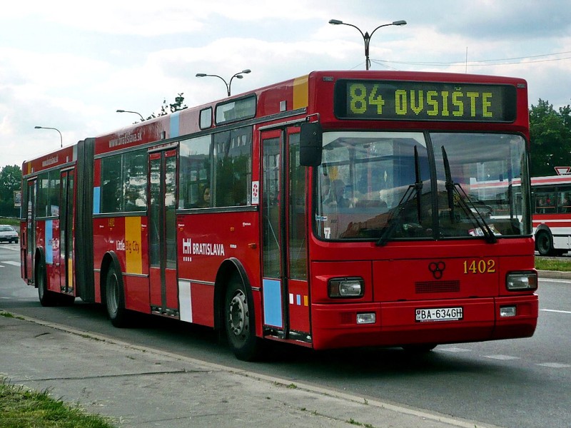 TAM 272 A 180 M #1402