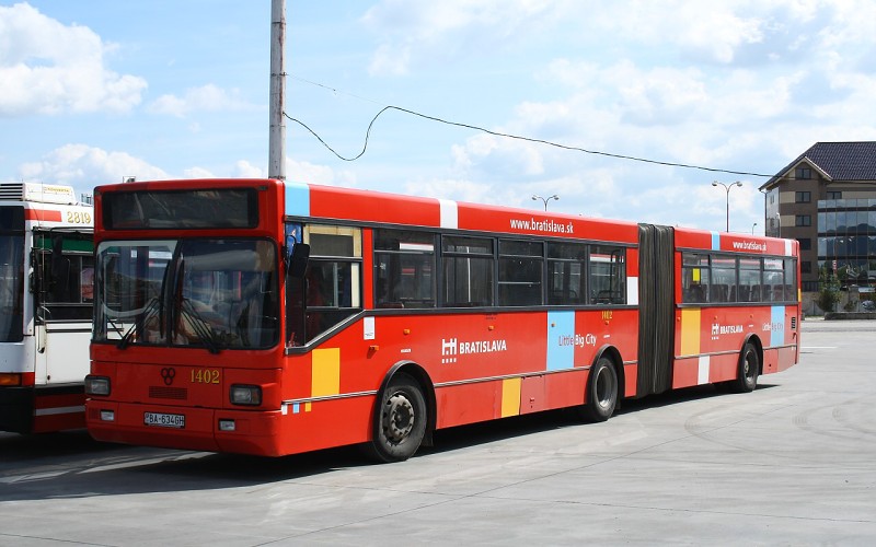 TAM 272 A 180 M #1402