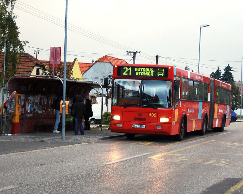 TAM 272 A 180 M #1402