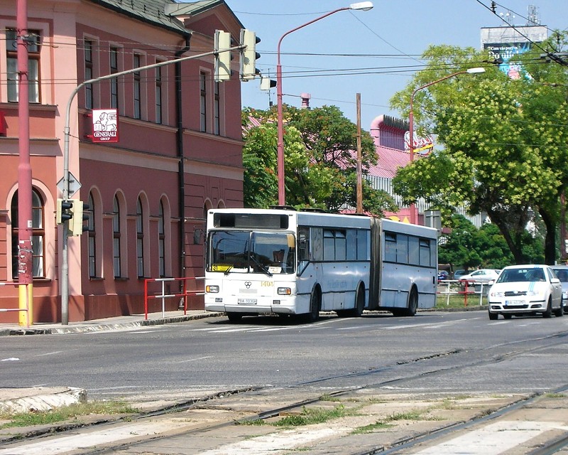 TAM 272 A 180 M #1403