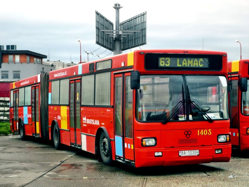 TAM 272 A 180 M #1403