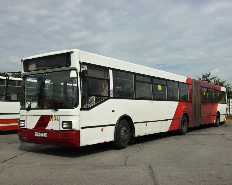TAM 272 A 180 M #1404