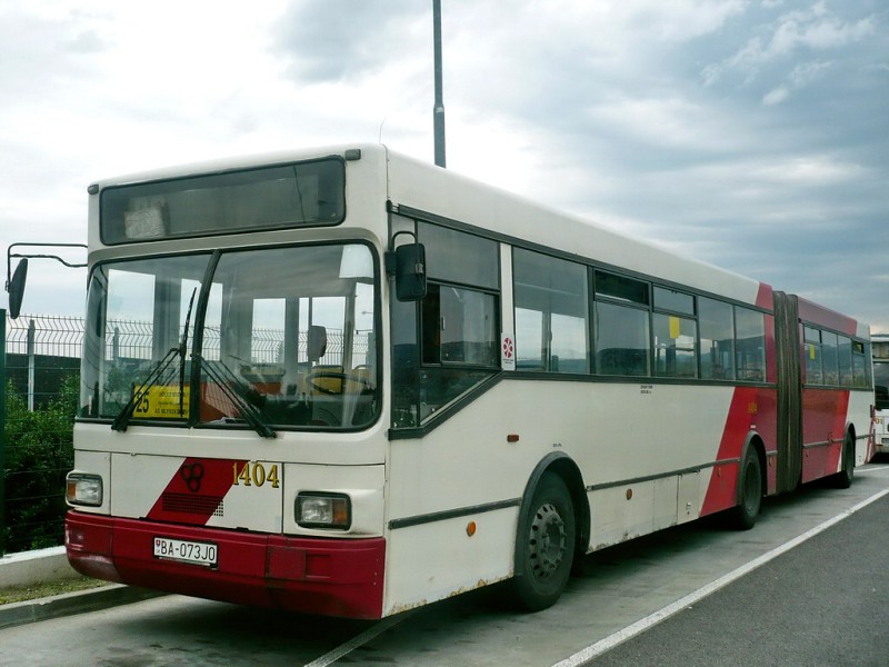 TAM 272 A 180 M #1404