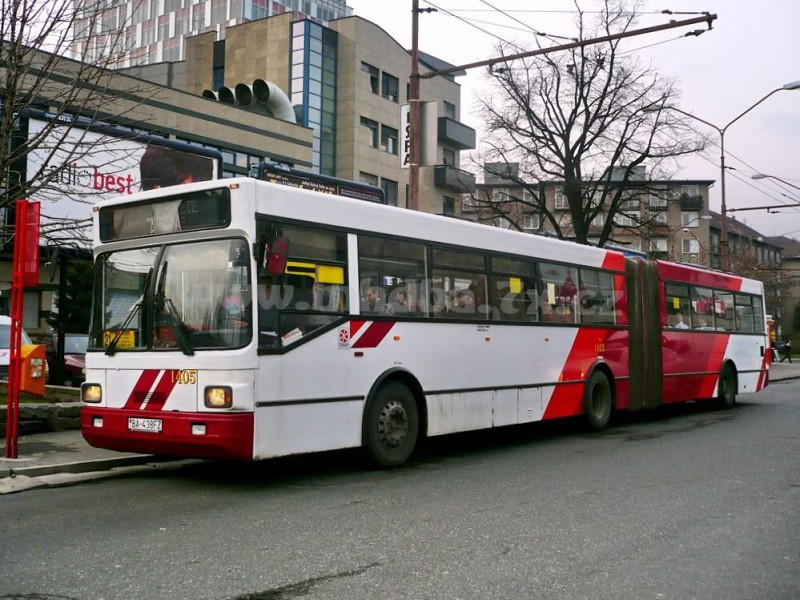 TAM 272 A 180 M #1405