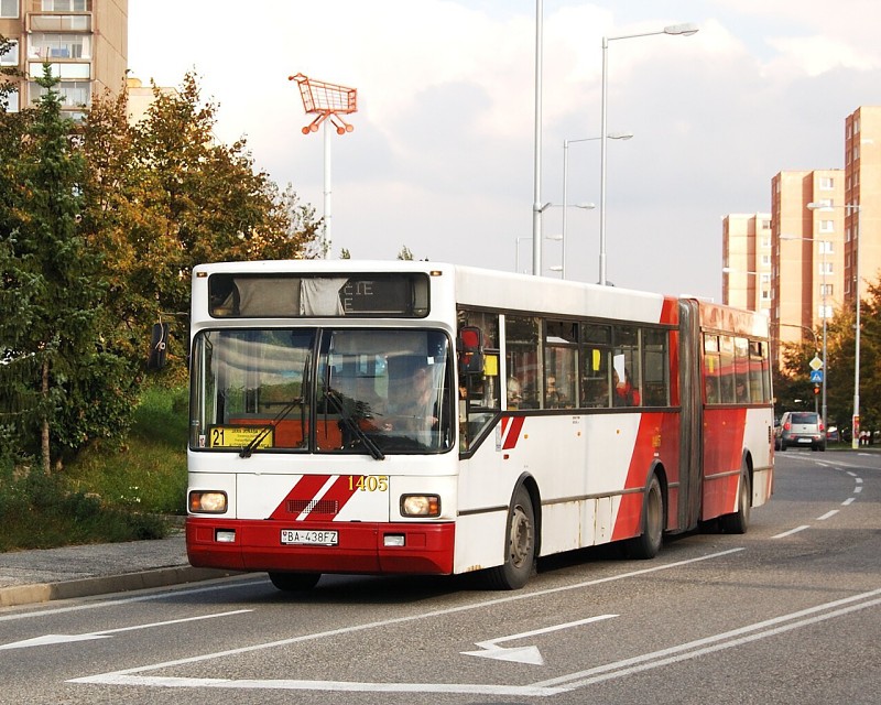 TAM 272 A 180 M #1405