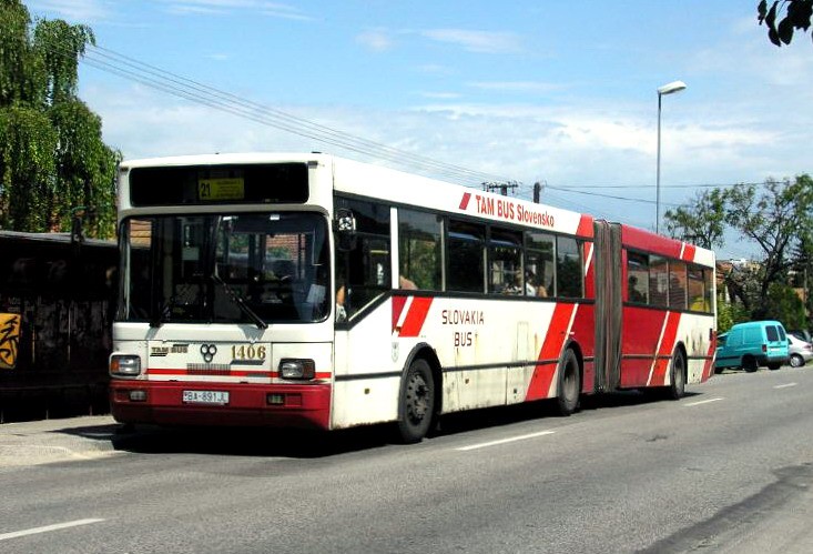 TAM 272 A 180 M #1406