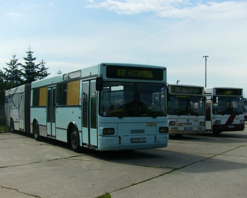 TAM 272 A 180 M #1406