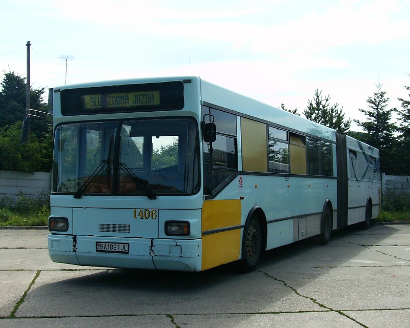 TAM 272 A 180 M #1406