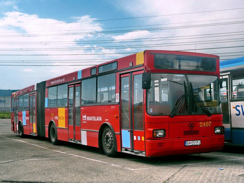 TAM 272 A 180 M #1409