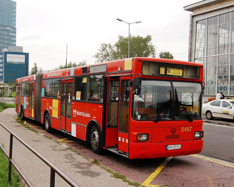 TAM 272 A 180 M #1409