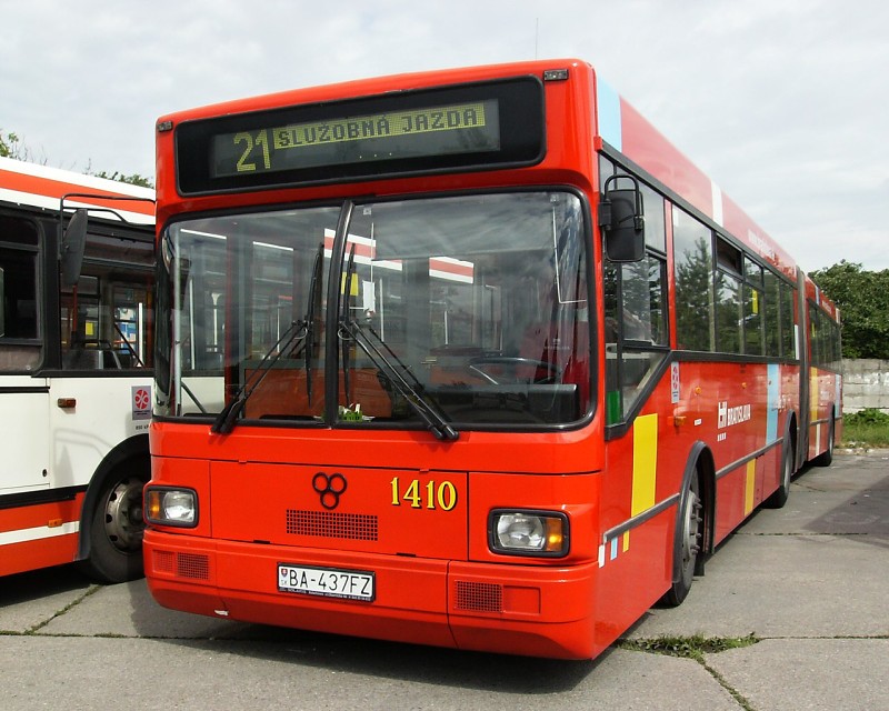 TAM 272 A 180 M #1410