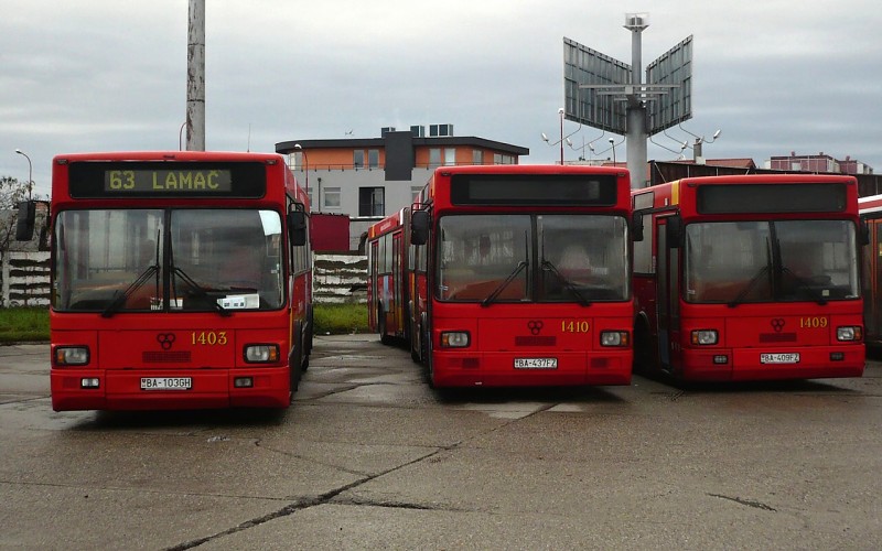 TAM 272 A 180 M #1410