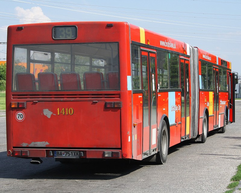 TAM 272 A 180 M #1410