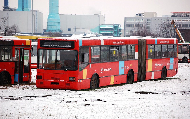 TAM 272 A 180 M #1410