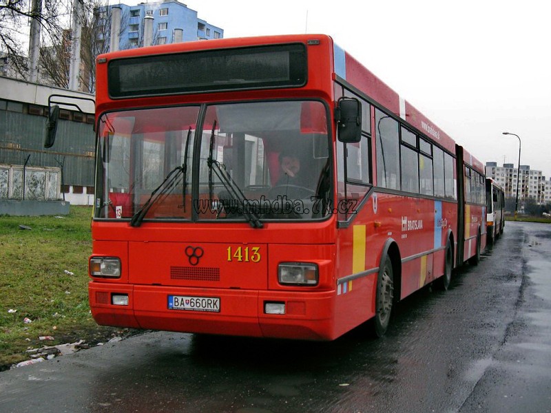 TAM 272 A 180 M #1413