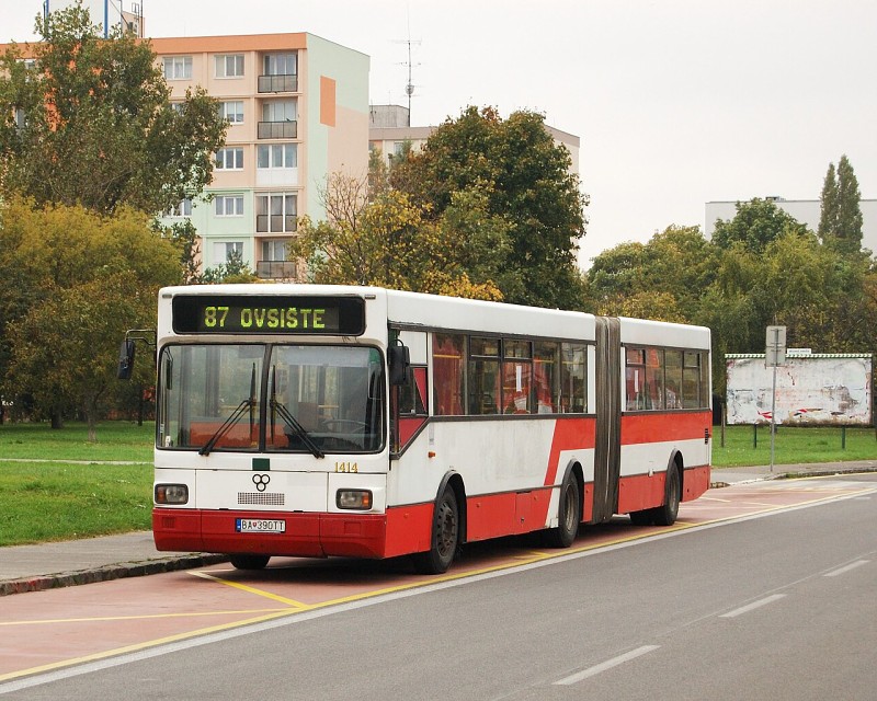 TAM 272 A 180 M #1414