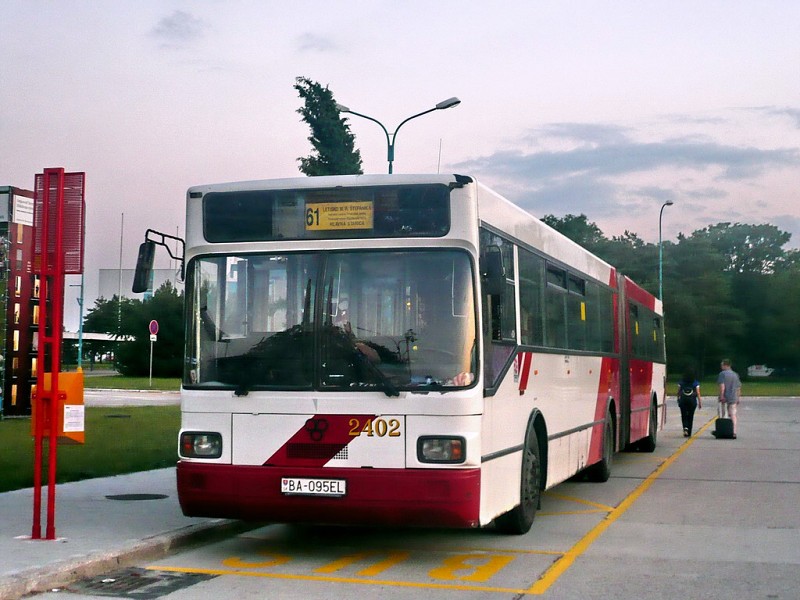 TAM 272 A 180 M #2402