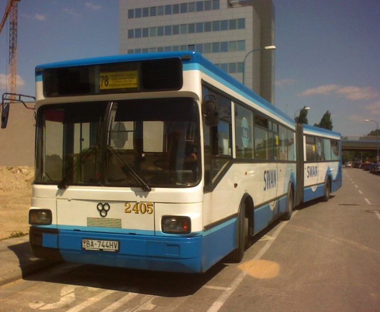 TAM 272 A 180 M #2405