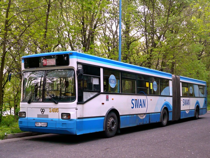 TAM 272 A 180 M #2405
