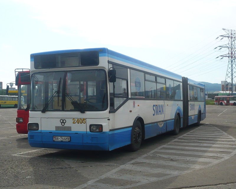 TAM 272 A 180 M #2405