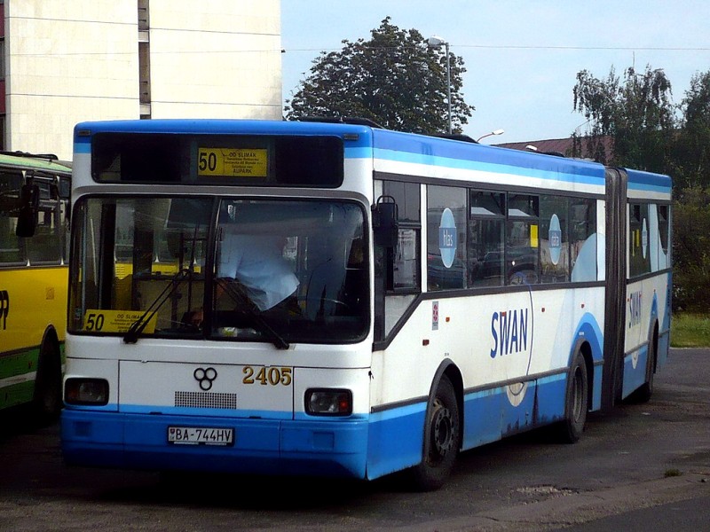 TAM 272 A 180 M #2405