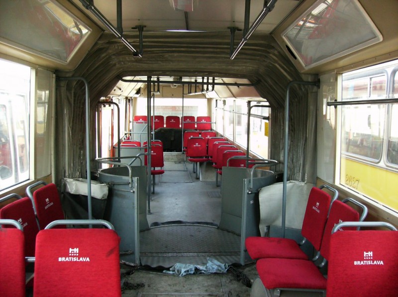 TAM 272 A 180 M #2411